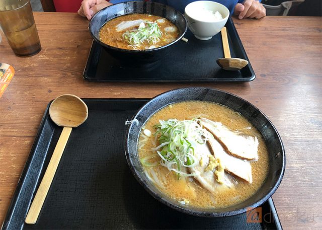 赤味噌らーめんと濃厚味噌チャーシュー麺